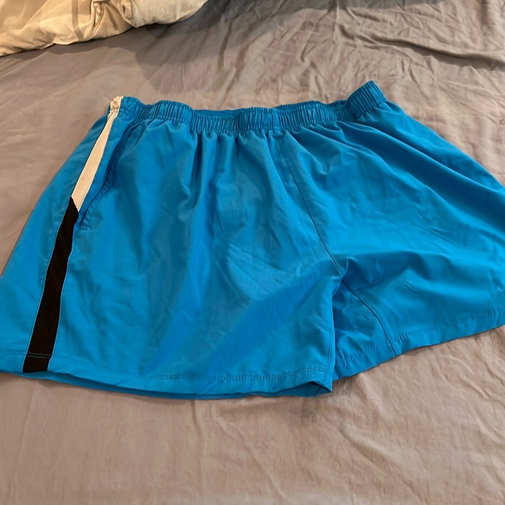 Hind running short sz L